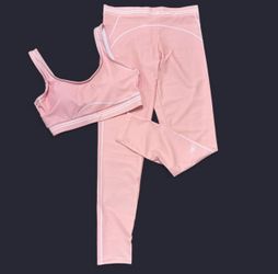 Alo yoga pink two piece set