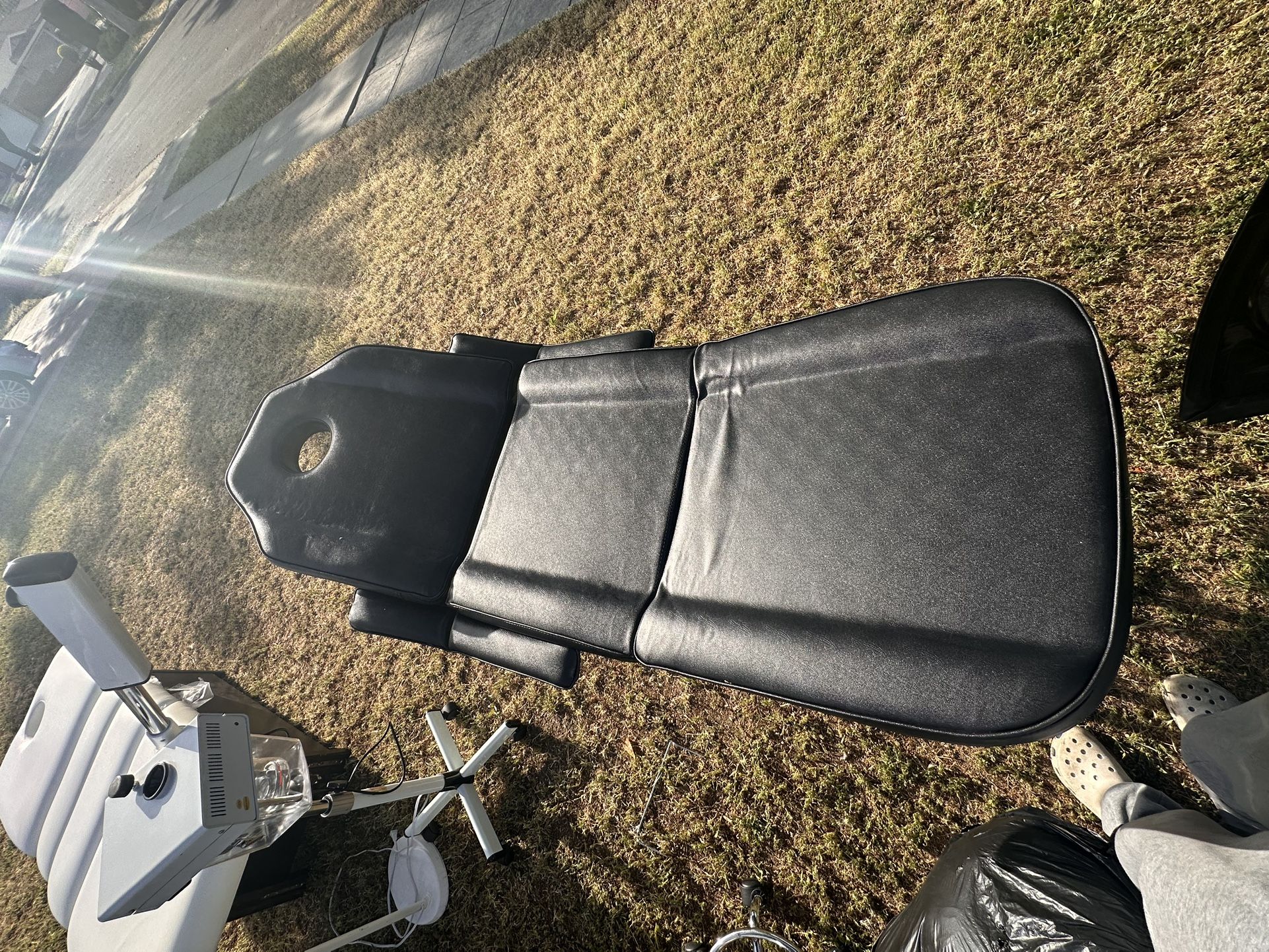 Tattoo chair