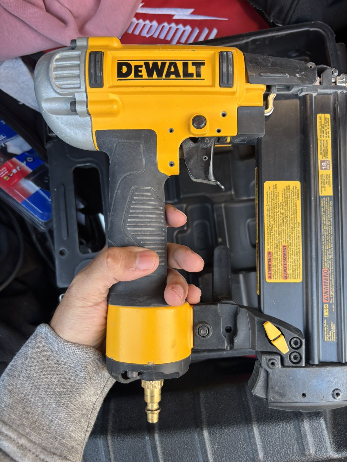 DEWALT Nail Air Gun 60$‼️