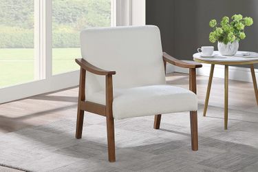 ACCENT CHAIR (BRAND NEW)