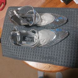 Silver Sequin Heels Sz 8  Cheap 