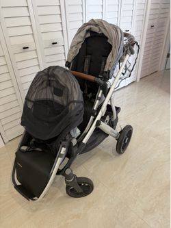 Uppababy Vista double stroller
