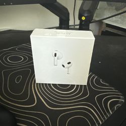 3rd-Gen Bluetooth Earbuds w/ Charging Case, Excellent Condition-MEET UP ONLY NEW YORK CITY