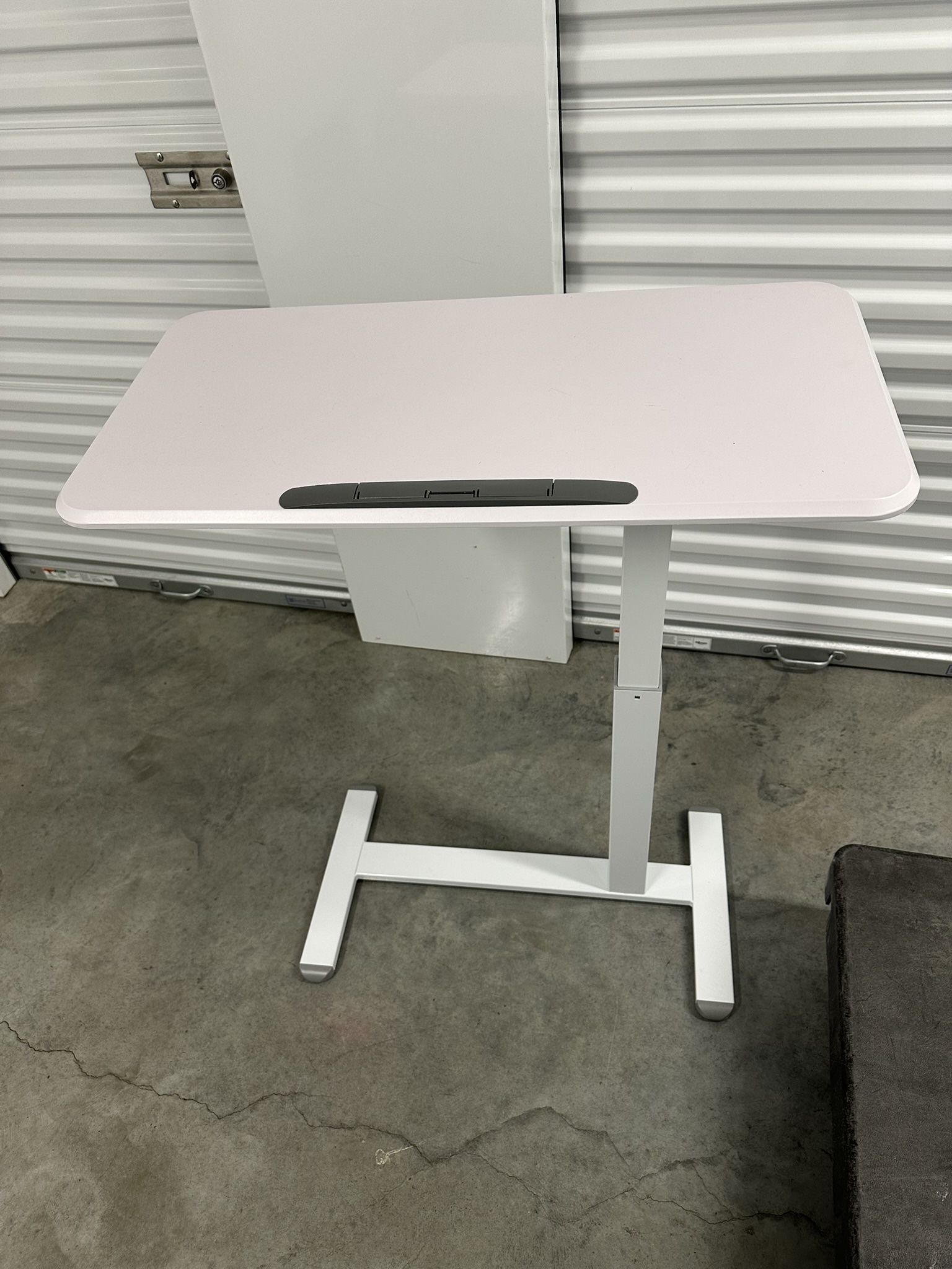 Mobile Standing Desk