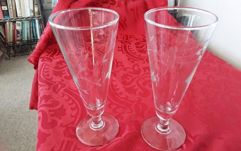 PRINCESS HOUSE CHAMPAGNE FLUTES,(2), $30. HAVE MANY OTHER PIECES. PU MISSION VALLEY OR 15 AND POWAY. SABRE SPRINGS