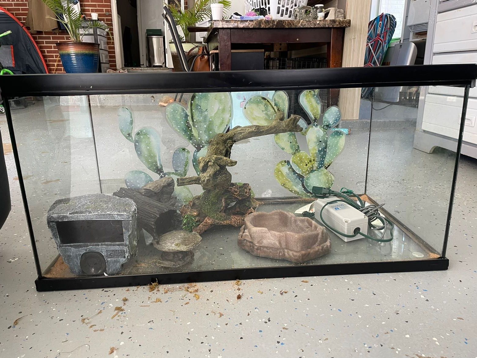 40 Gallon reptile tank