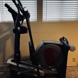 Preform-ZNE 600 Elliptical Trainer