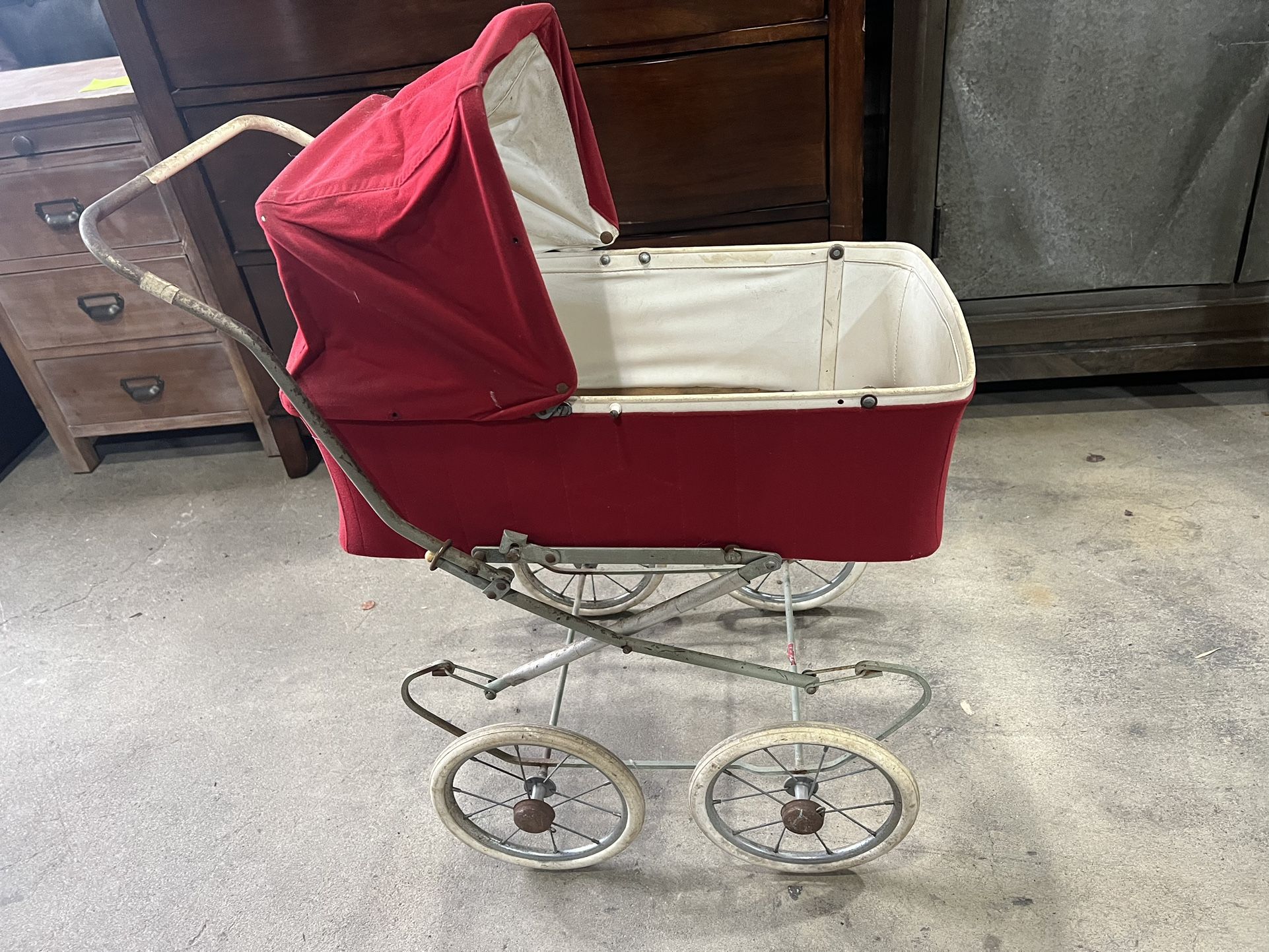 vintage red baby carriage pram 29”x26”x11.5” P/U In Jamison, Pa