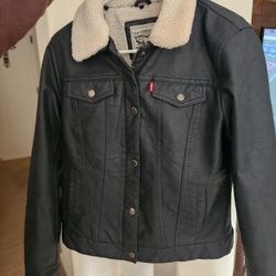 levi trucker sherpa jacket