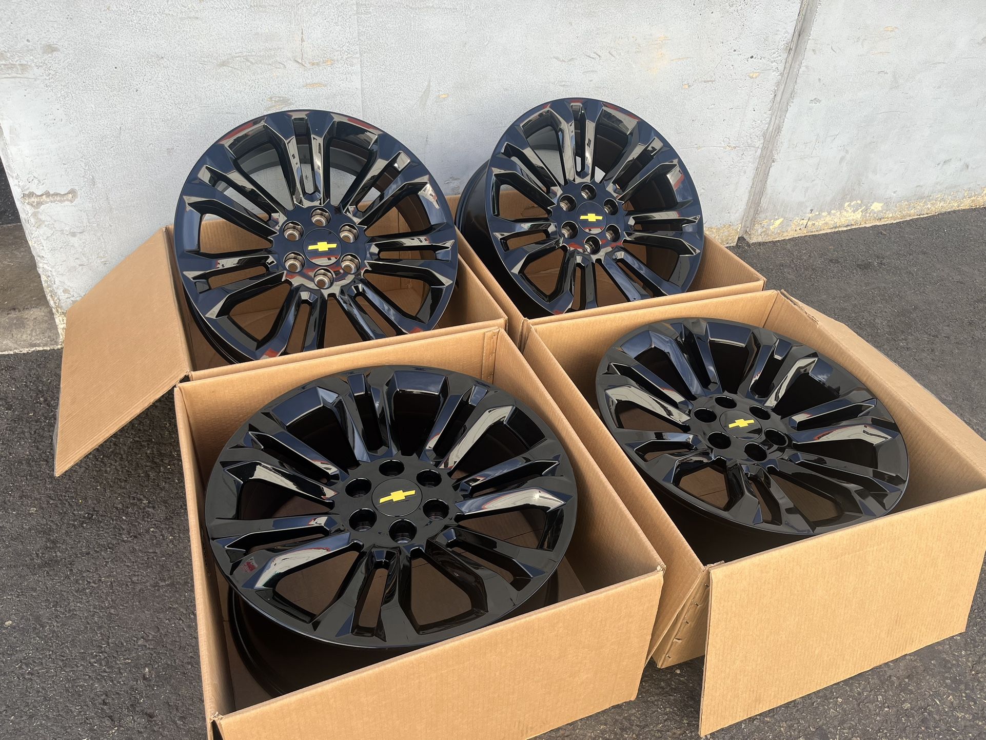 22” INCH CHEVY SILVERADO GLOSS BLACK WHEELS/RIMS 22’s 22”