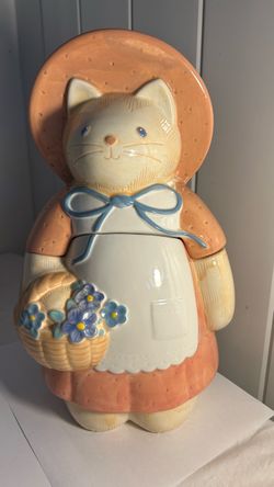 Vintage Treasure Craft Stitch in Time Cat Cookie Jar Auntie Em Collection 1980s