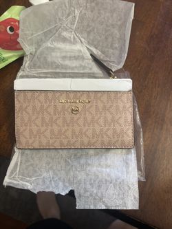 Micheal Kors Wallet 