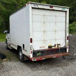 2002 Ford E-350