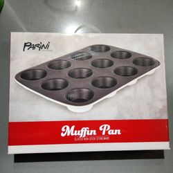 New In Box Parini Muffin Pan