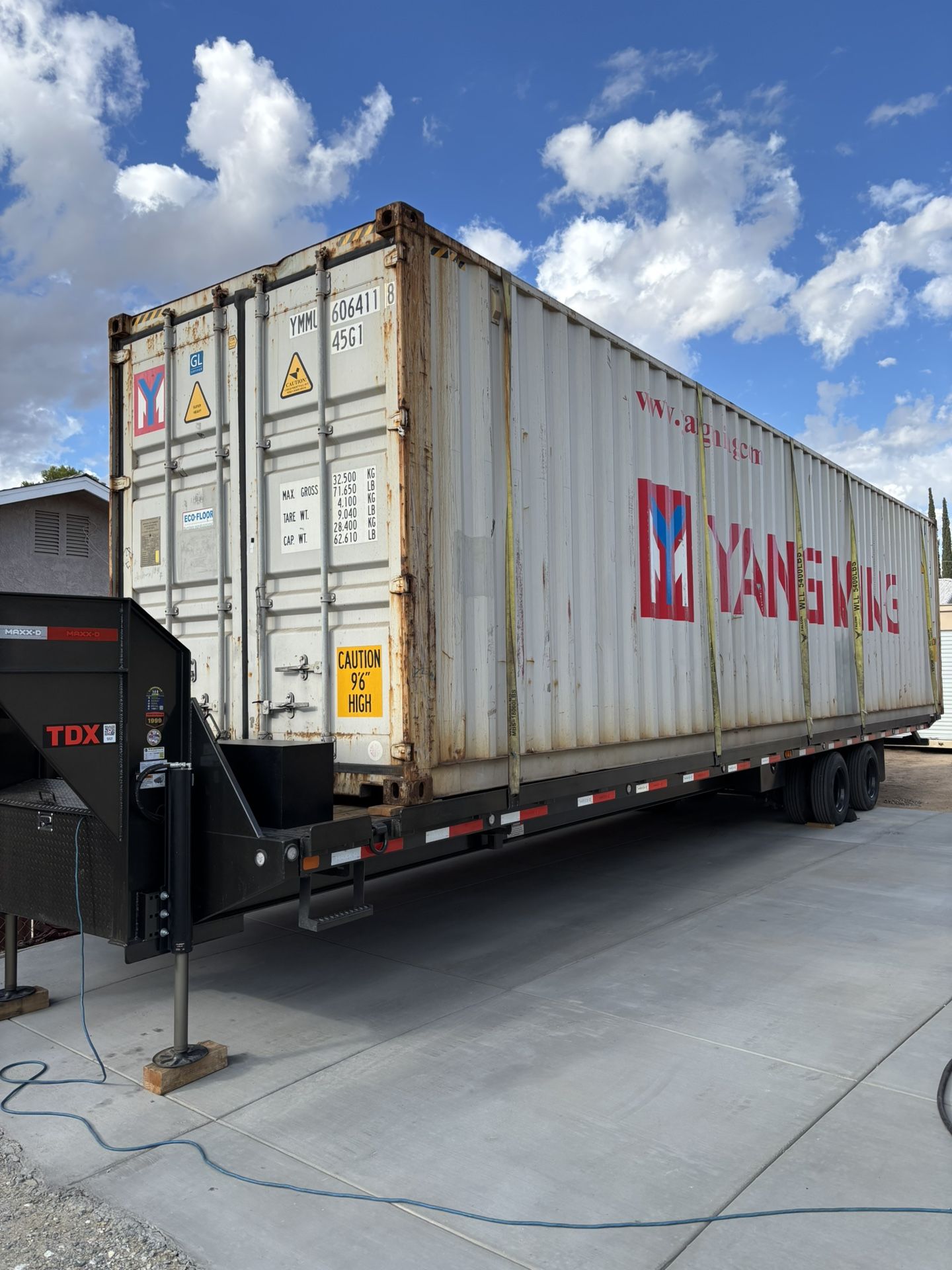 40’ High Cube Container
