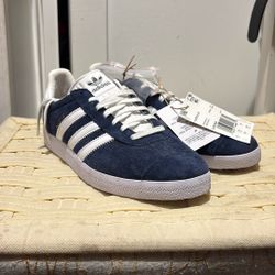 LA galaxy Gazelle Limited Edition Shoes 