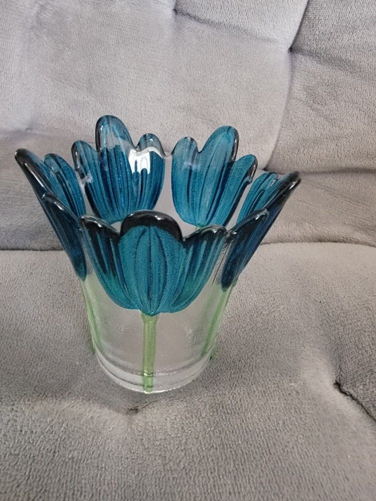 Beautiful Glass Tulip Vase Or Candle Holder