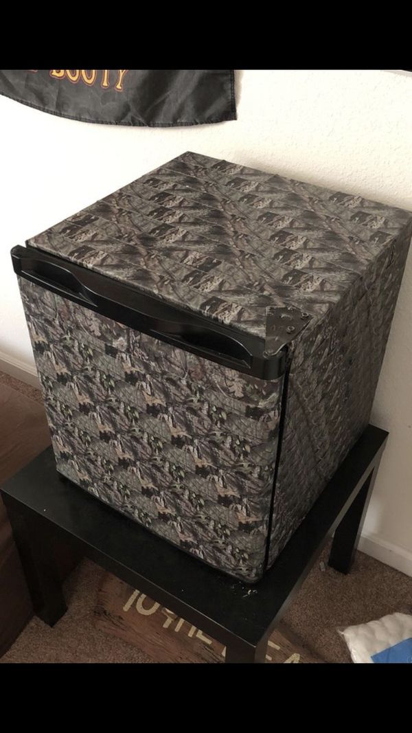 Camo mini fridge for Sale in Chesapeake, VA - OfferUp