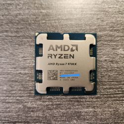 AMD Ryzen 7 9700X 8-Core 16-Thread 3.8 GHz [5.5 GHz Max] Socket AM5