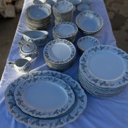 Harmony House “Dawn Gray / Horizon Blue” 96-Piece China Set – Vintage Japan