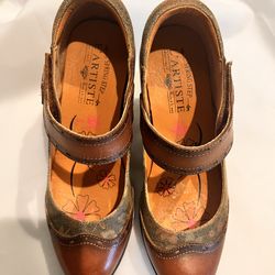 Women’s L’ Artiste Mary Jane  Shoes
