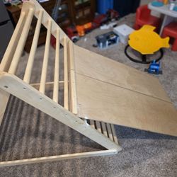 Jumbo Pikler Triangle