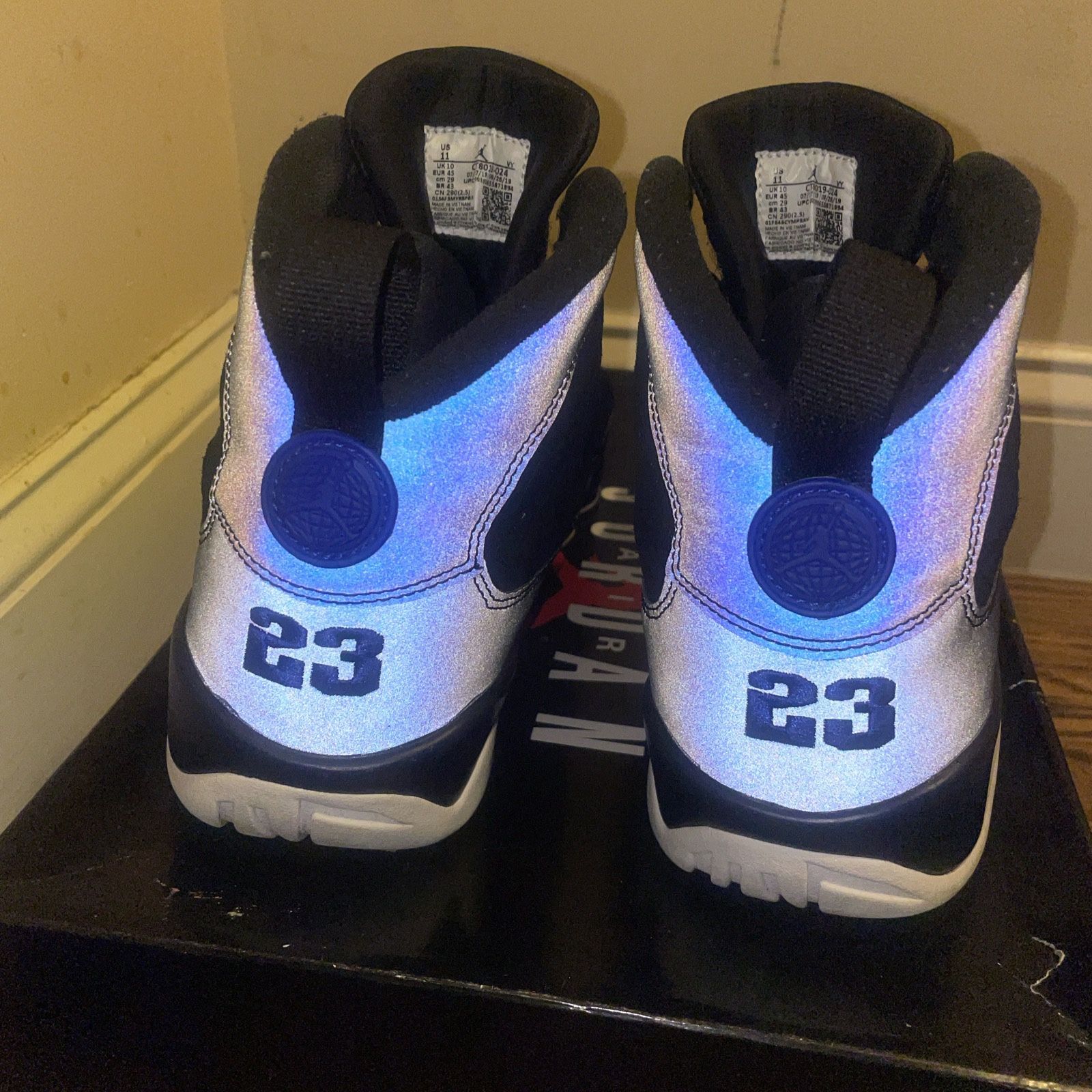 Foot Jordan 9s Racer Blue Air Jordan Retro IX “Racer Blue” Black