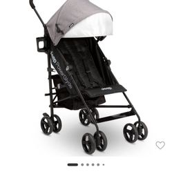 Carriola 2 umbrella strollers