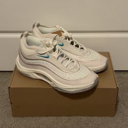 Nike Cosmic Unity 3 - Phantom Dusty Cactus Size 9.5 - BRAND NEW!