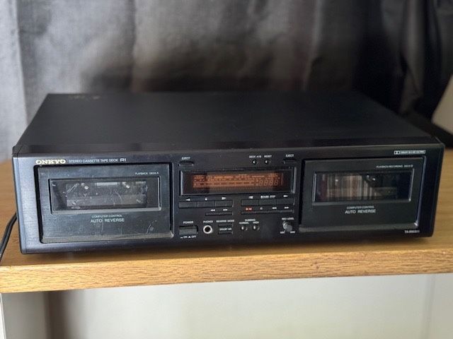 Onkyo Cassette player