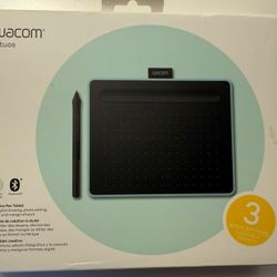 Wacom Intuos Small Bluetooth Graphics Drawing Tablet