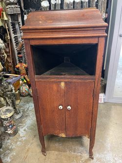 Vintage Oak Phonograph Cabinet