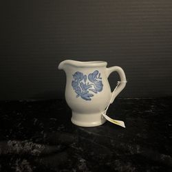 Stoneware Pitcher/Creamer