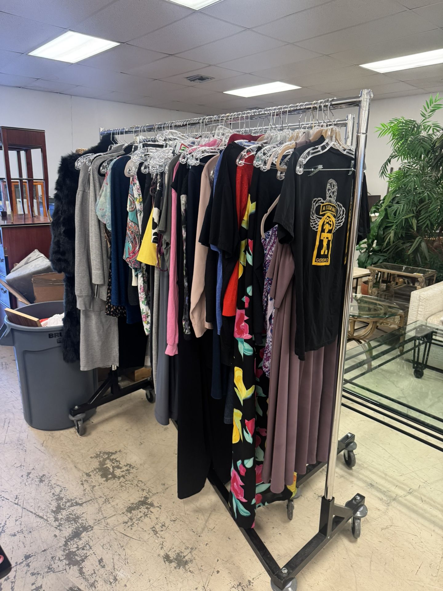 Women’s And Men’s Clothes - Excellent Condition