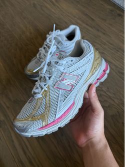 New Balance 1906R size 7 Men