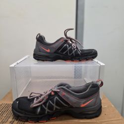 Nike Air Trail Ridge 2