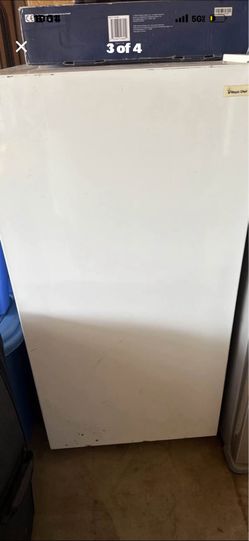 Magic chef freezer( used like new