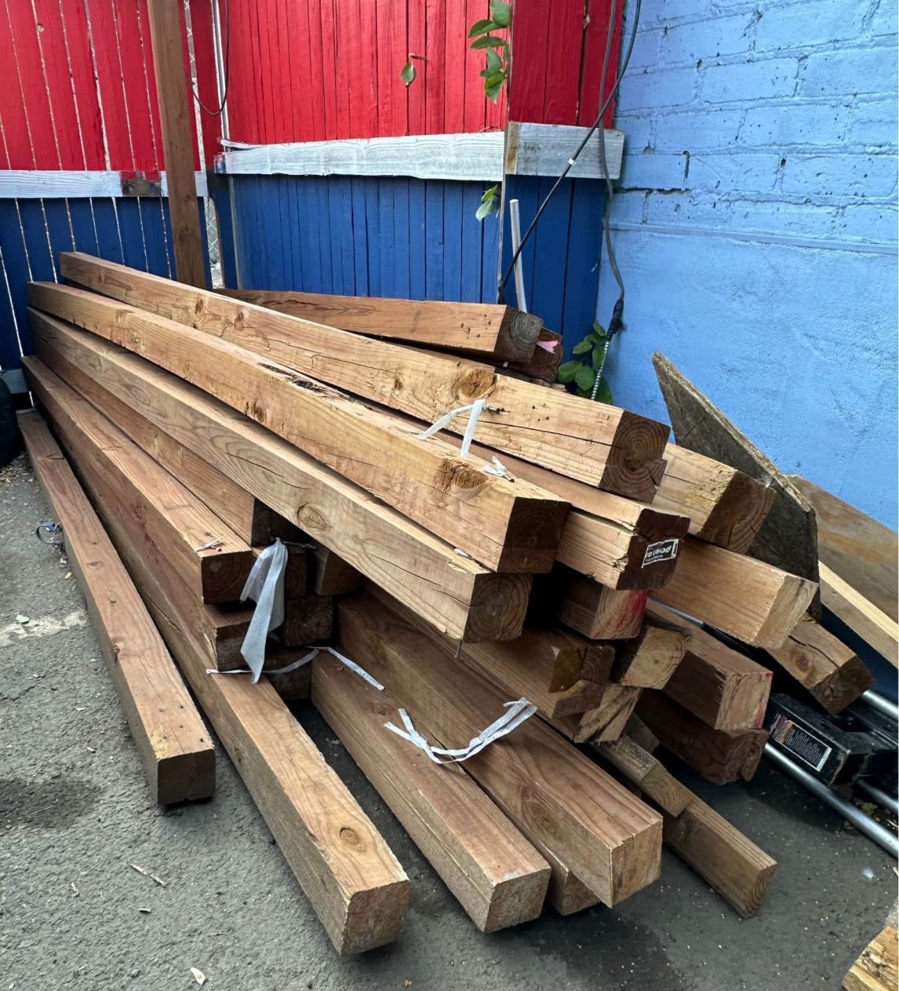 Wood post 4x4 x 8 ft