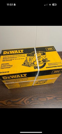 Dewalt Saw Dcs391b