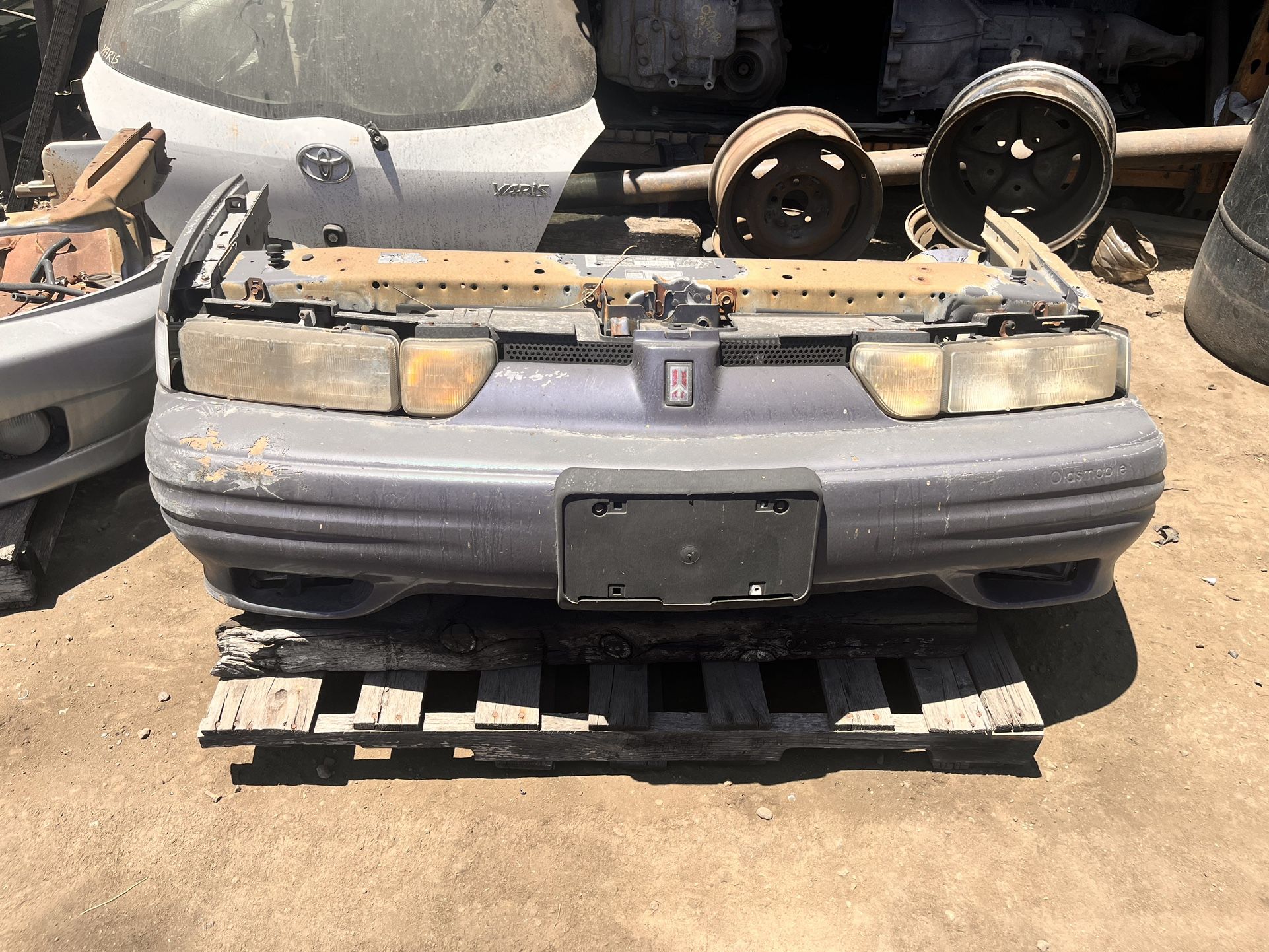 1995 Cutlas Supreme 4dr Front Bumper