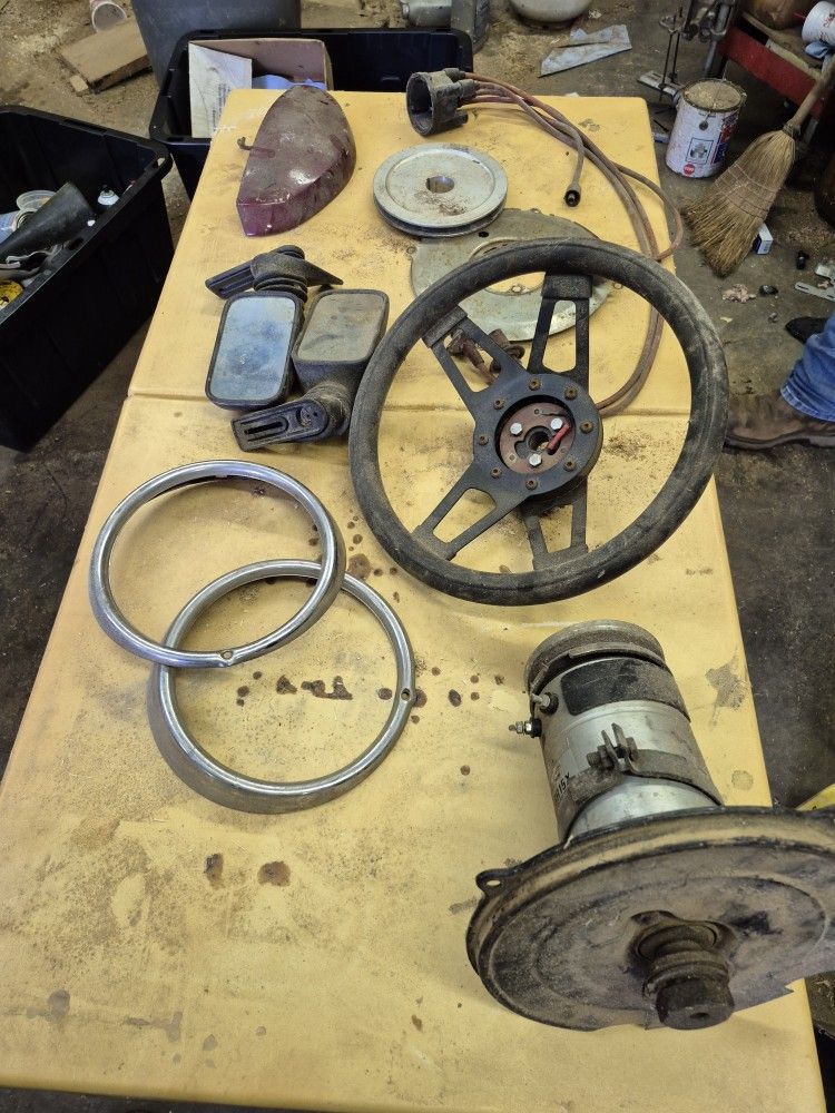Assorted VW Parts