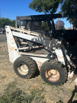 Case 1845 skid steer, diesel, attachments, hand controls only great machine