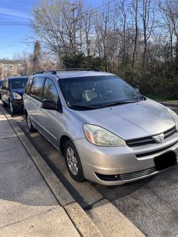 2004 Toyota Sienna