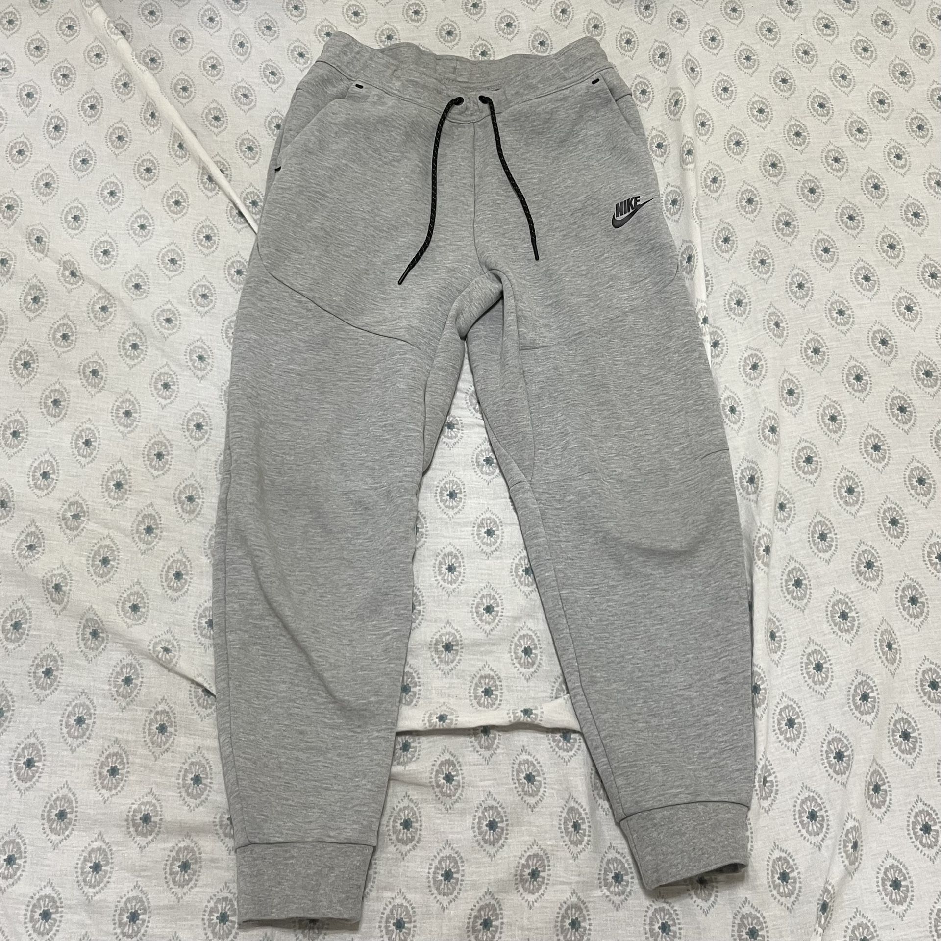 Nike Tech Fleece Joggers Mens Size Small CU4495-063
