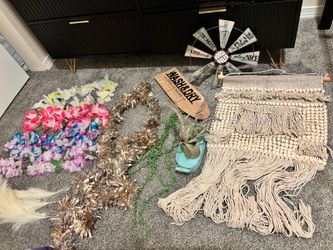 Mixed Home Decor Bundle Lot