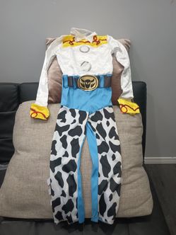Toy story costume for Halloween no hat