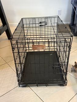 Small pet crate