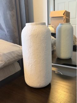 White vase
