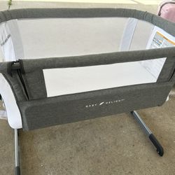 Baby bassinet crib