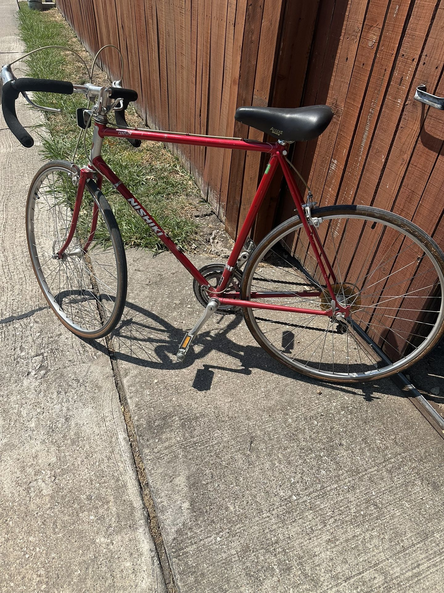 Nishiki Road Bike — Medium Frame — 27in Wheels And Tires!!!